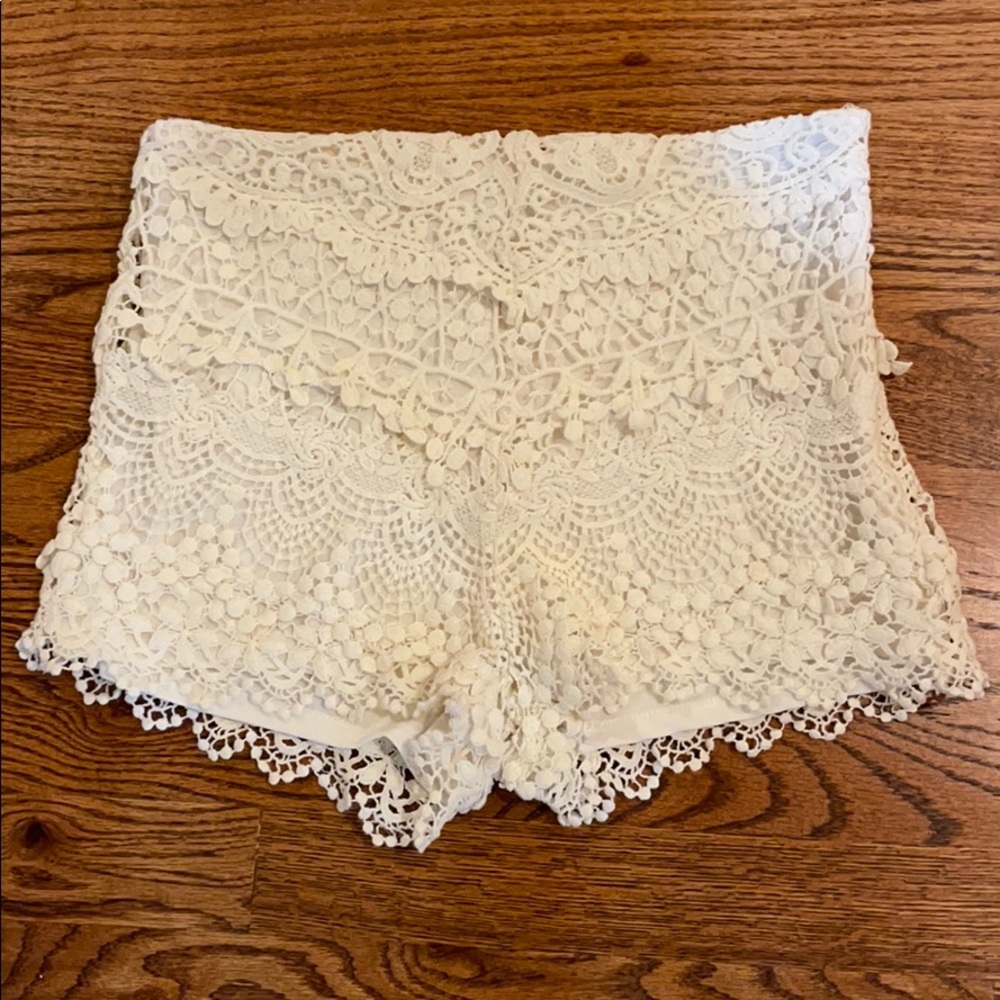 Urban Outfitters size 4 shorts
